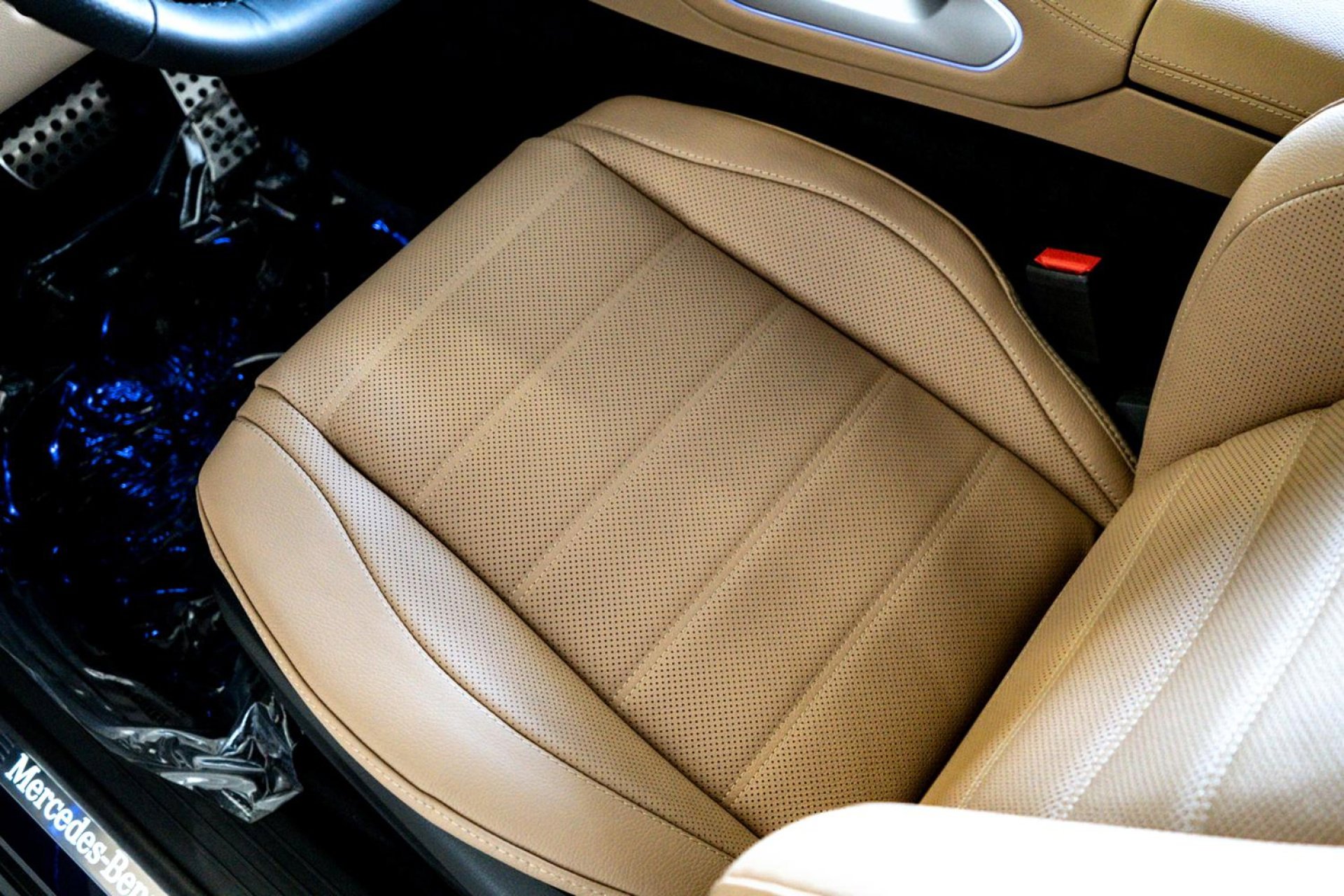 New 2025 Mercedes-Benz GLS 580 4MATIC image 10