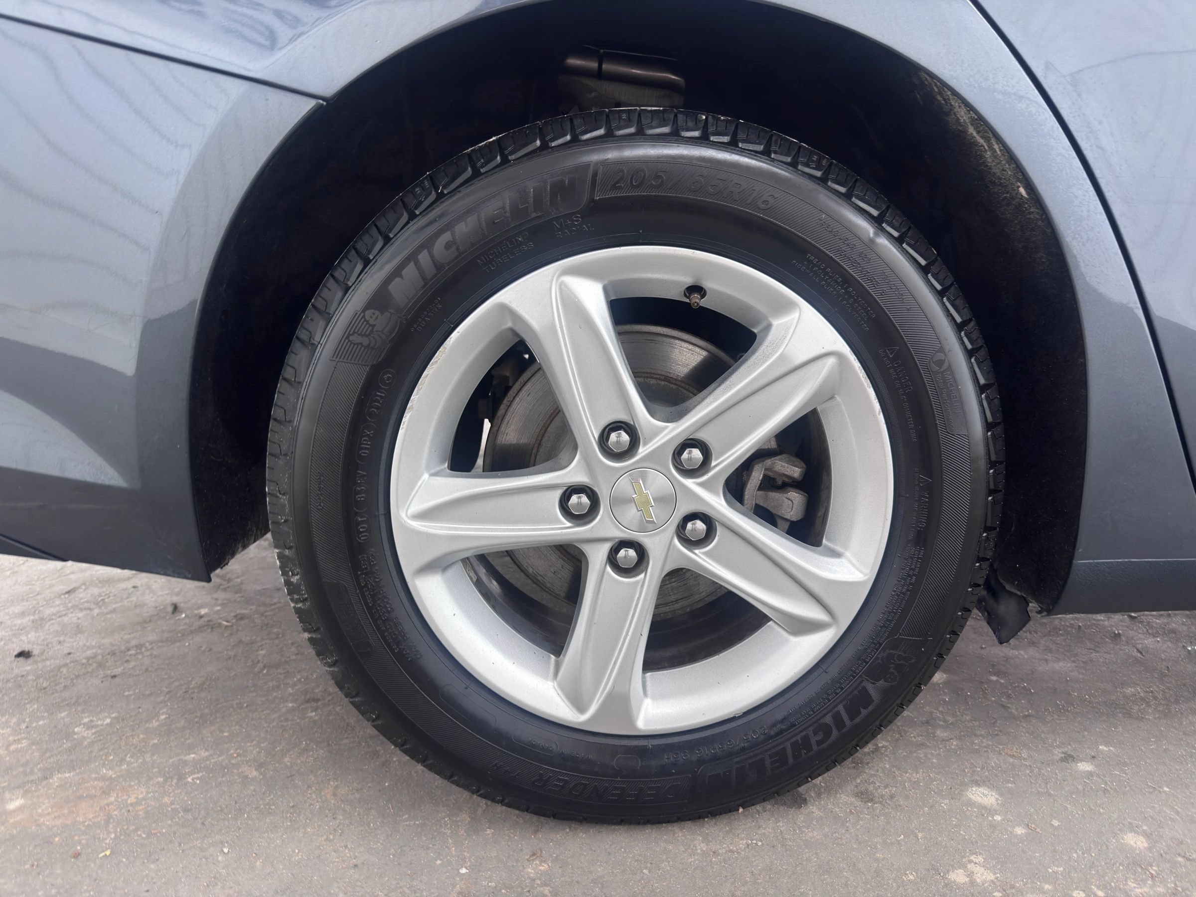 Used 2019 Chevrolet Malibu LS FWD image 14
