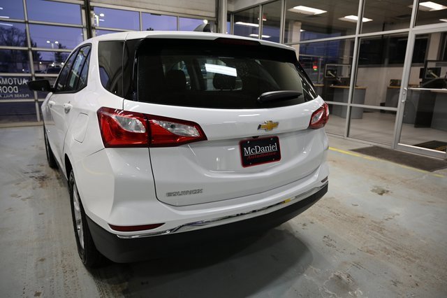 Used 2018 Chevrolet Equinox LS image 6