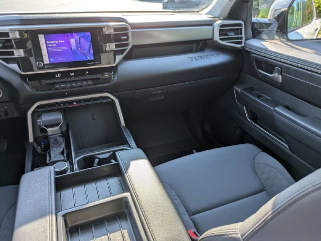 Used 2024 Toyota Tundra SR5 w/ SR5 Convenience Package AWD/4WD image 17