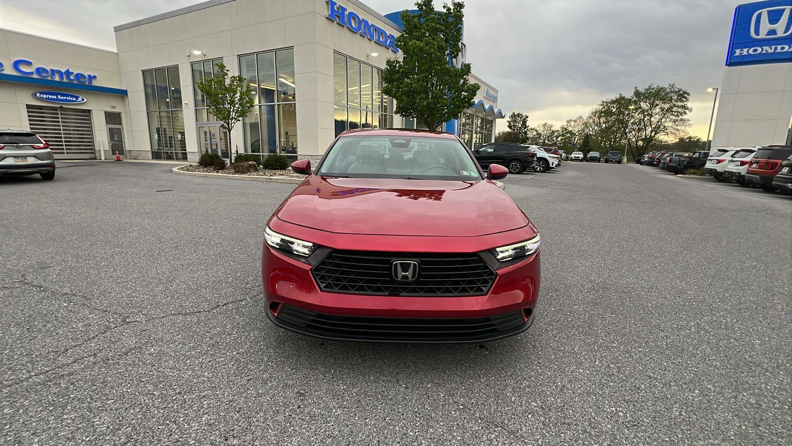 Used 2024 Honda Accord EX image 9