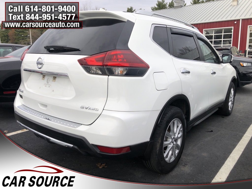 Used 2018 Nissan Rogue SV w/ Premium Package image 7
