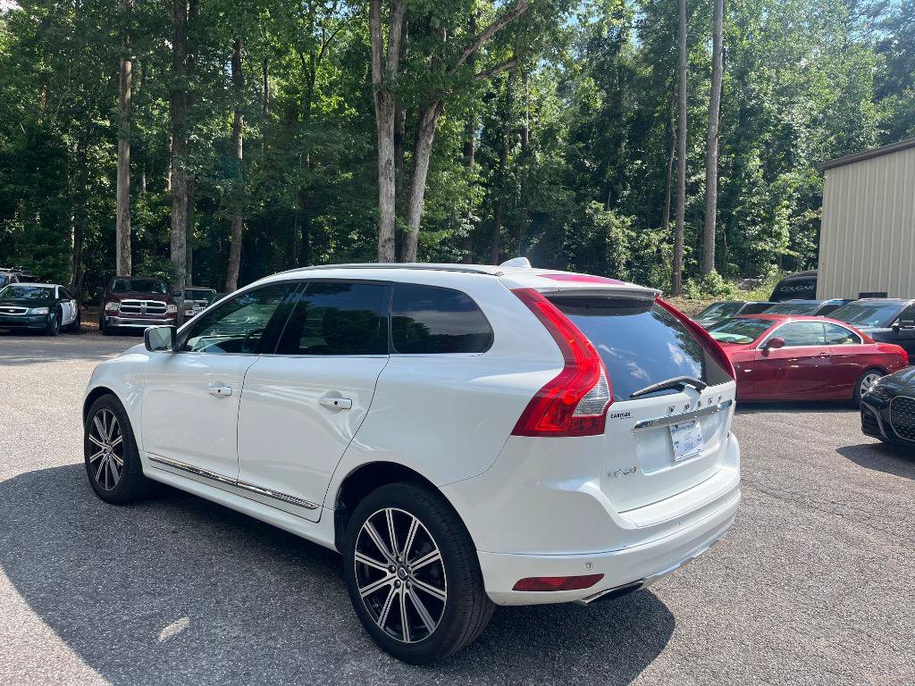 Used 2015 Volvo XC60 T6 Platinum FWD image 6