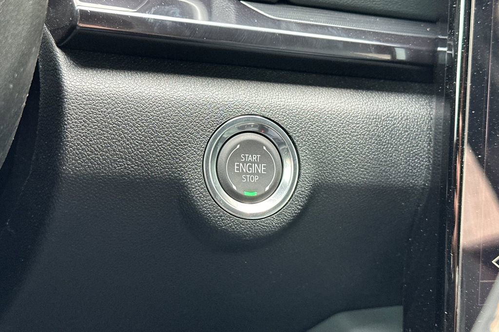 New 2026 GMC Terrain AT4 w/ Convenience Package III AWD/4WD image 22