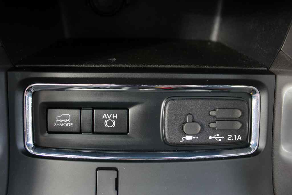 Used 2020 Subaru Ascent Limited w/ Technology Package image 24