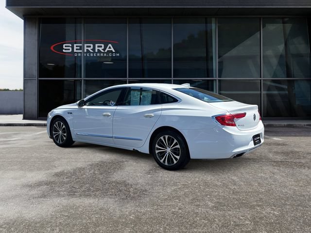 Used 2017 Buick LaCrosse Essence FWD image 3