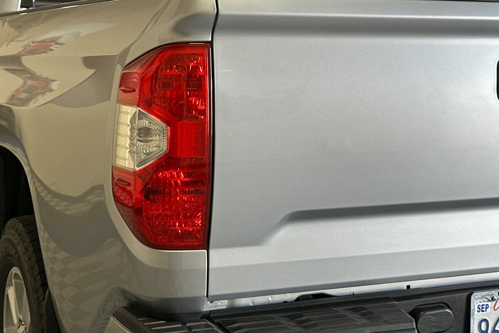 Used 2016 Toyota Tundra SR5 w/ SR5 Upgrade Package RWD image 44