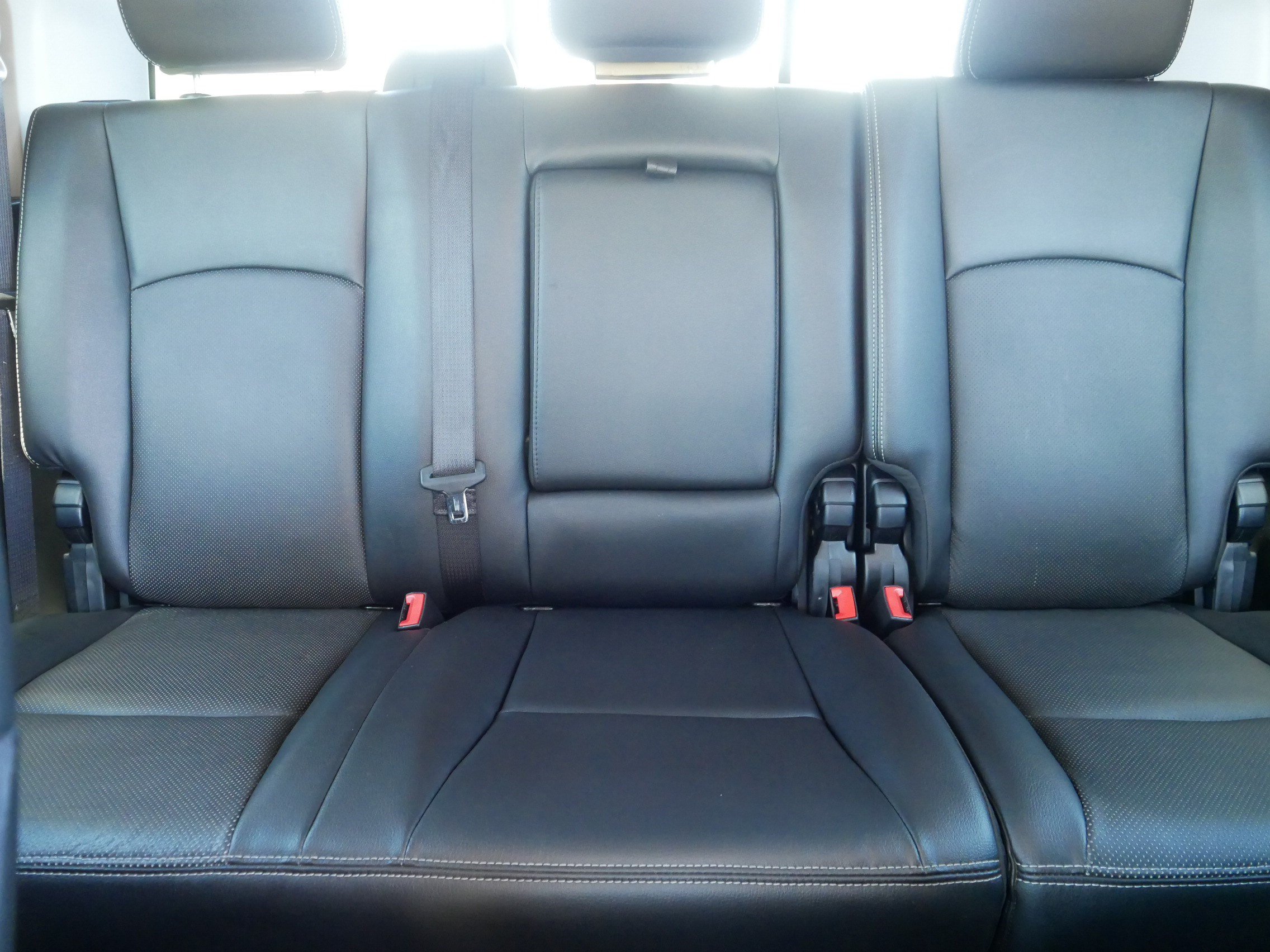 Used 2015 RAM 2500 Laramie AWD/4WD image 13