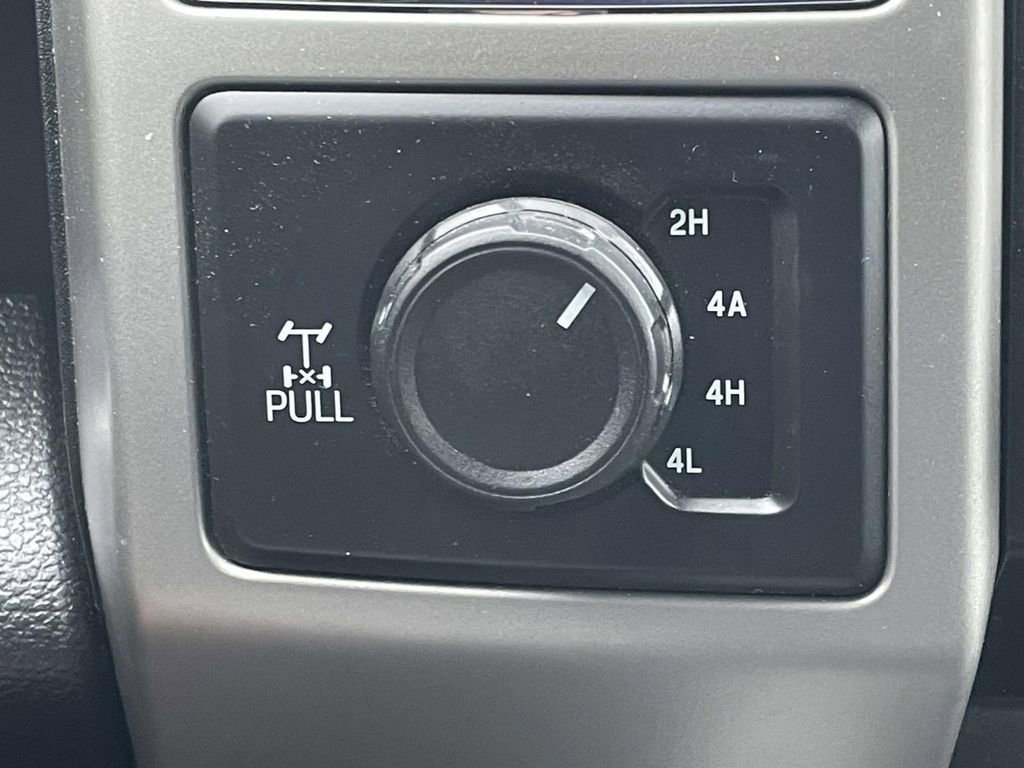 Used 2020 Ford F150 Lariat w/ FX4 Off-Road Package image 41