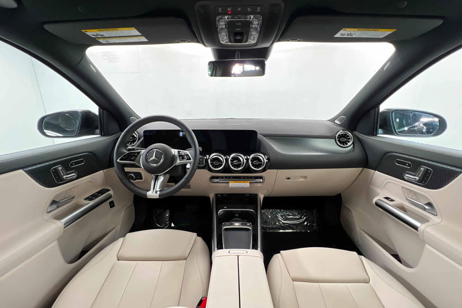 New 2026 Mercedes-Benz GLA 250 4MATIC image 9