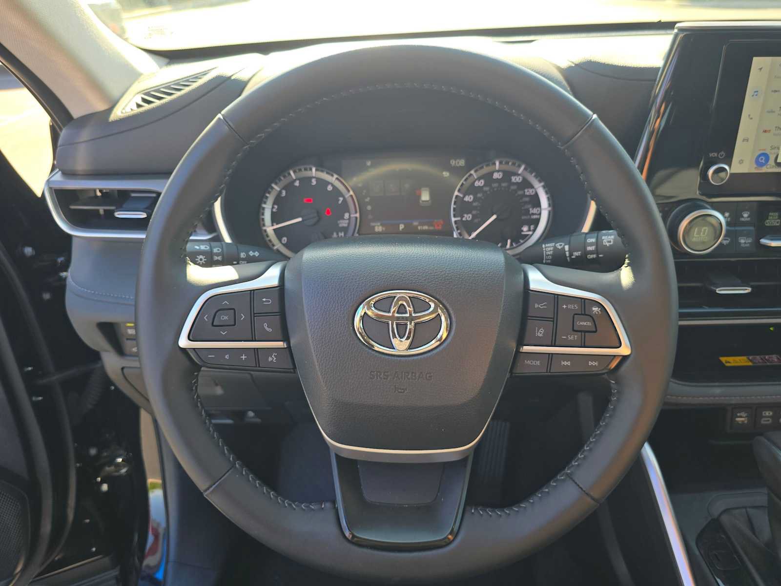 Certified 2026 Toyota Highlander XLE AWD/4WD image 25