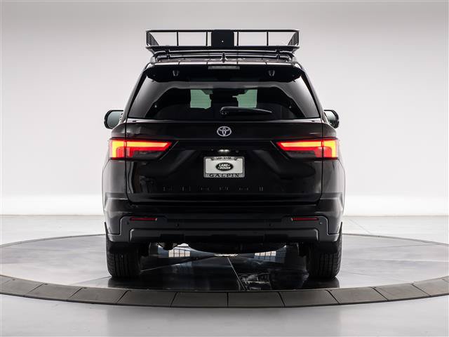 Used 2024 Toyota Sequoia SR5 w/ SR5 Premium Package AWD/4WD image 4