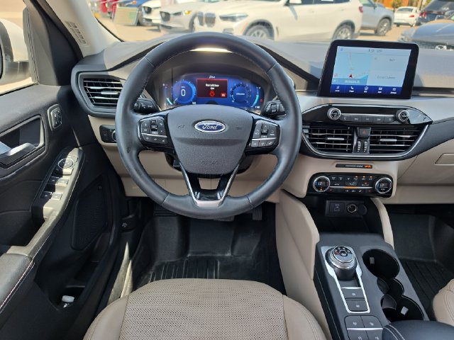 Used 2021 Ford Escape Titanium AWD/4WD image 10