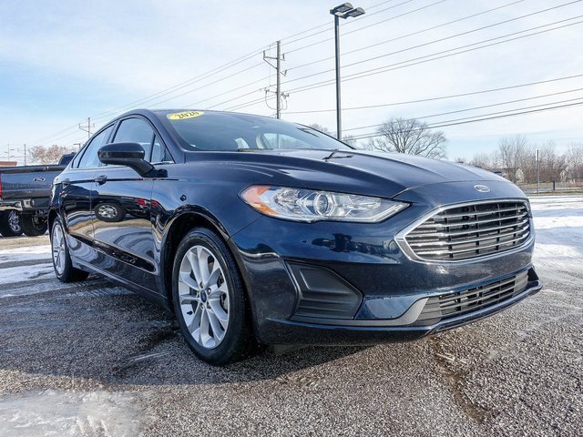 Used 2020 Ford Fusion SE image 25