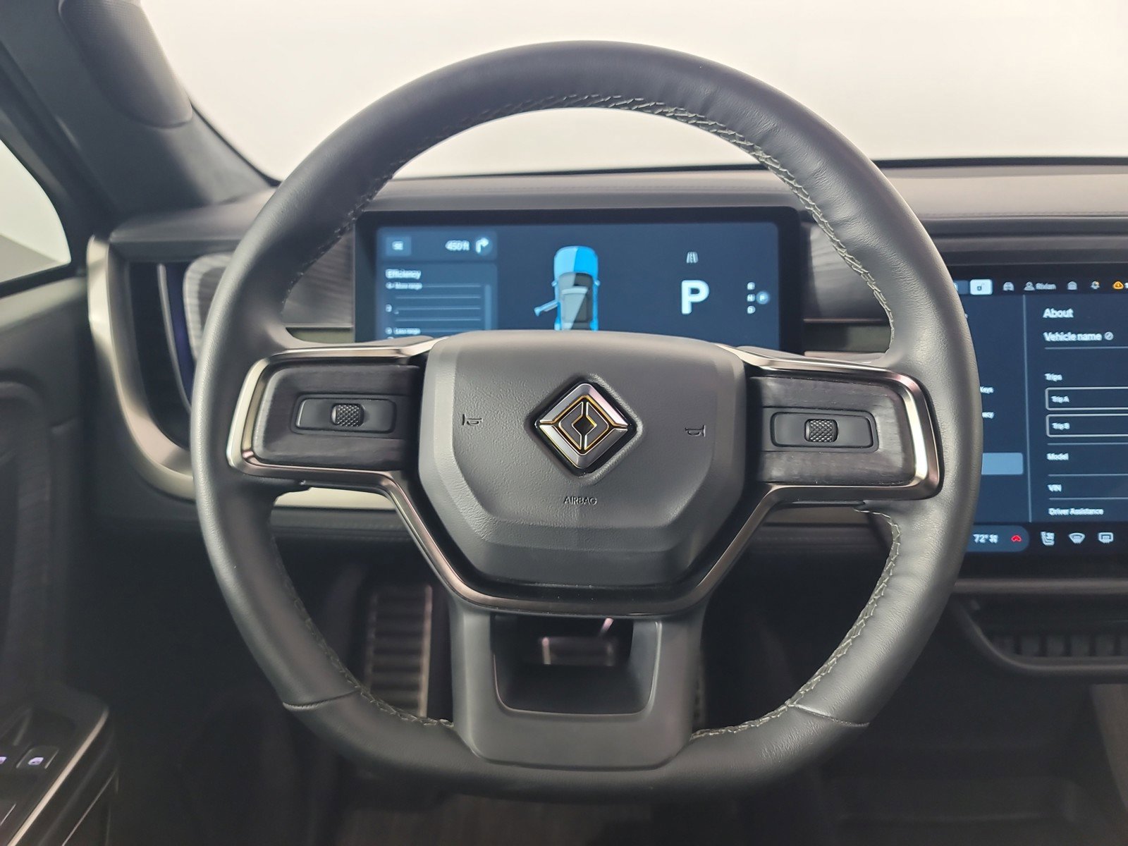 Used 2023 Rivian R1S Adventure AWD/4WD image 28