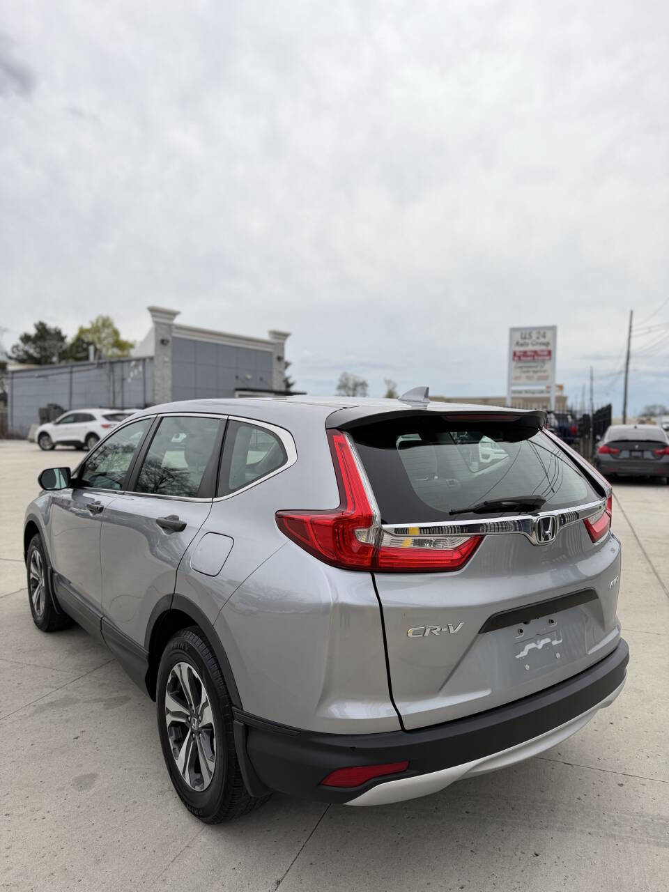 Used 2018 Honda CR-V LX image 5