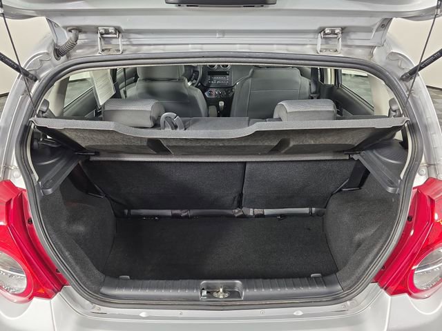 Used 2011 Chevrolet Aveo5 LT w/ LPO, Bodyside Molding Package image 37