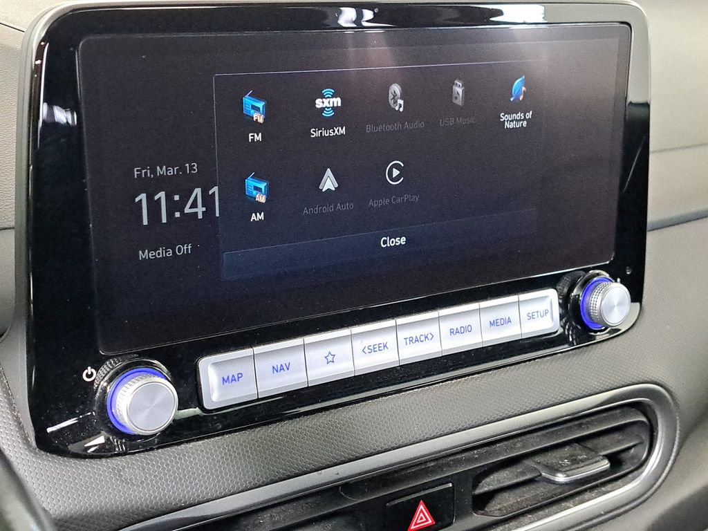 Used 2023 Hyundai Kona SEL image 17