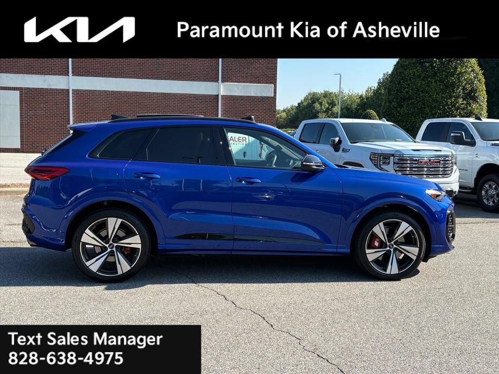 Used 2025 Audi SQ5 Premium Plus AWD/4WD image 6