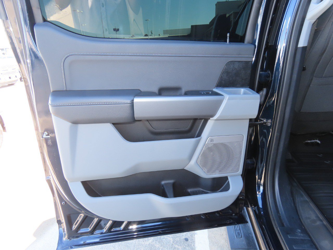 Used 2024 Ford F250 XLT w/ XLT Premium Package AWD/4WD image 17