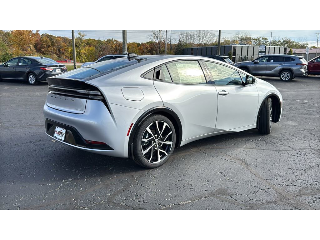 New 2026 Toyota Prius Plug-In Hybrid image 7