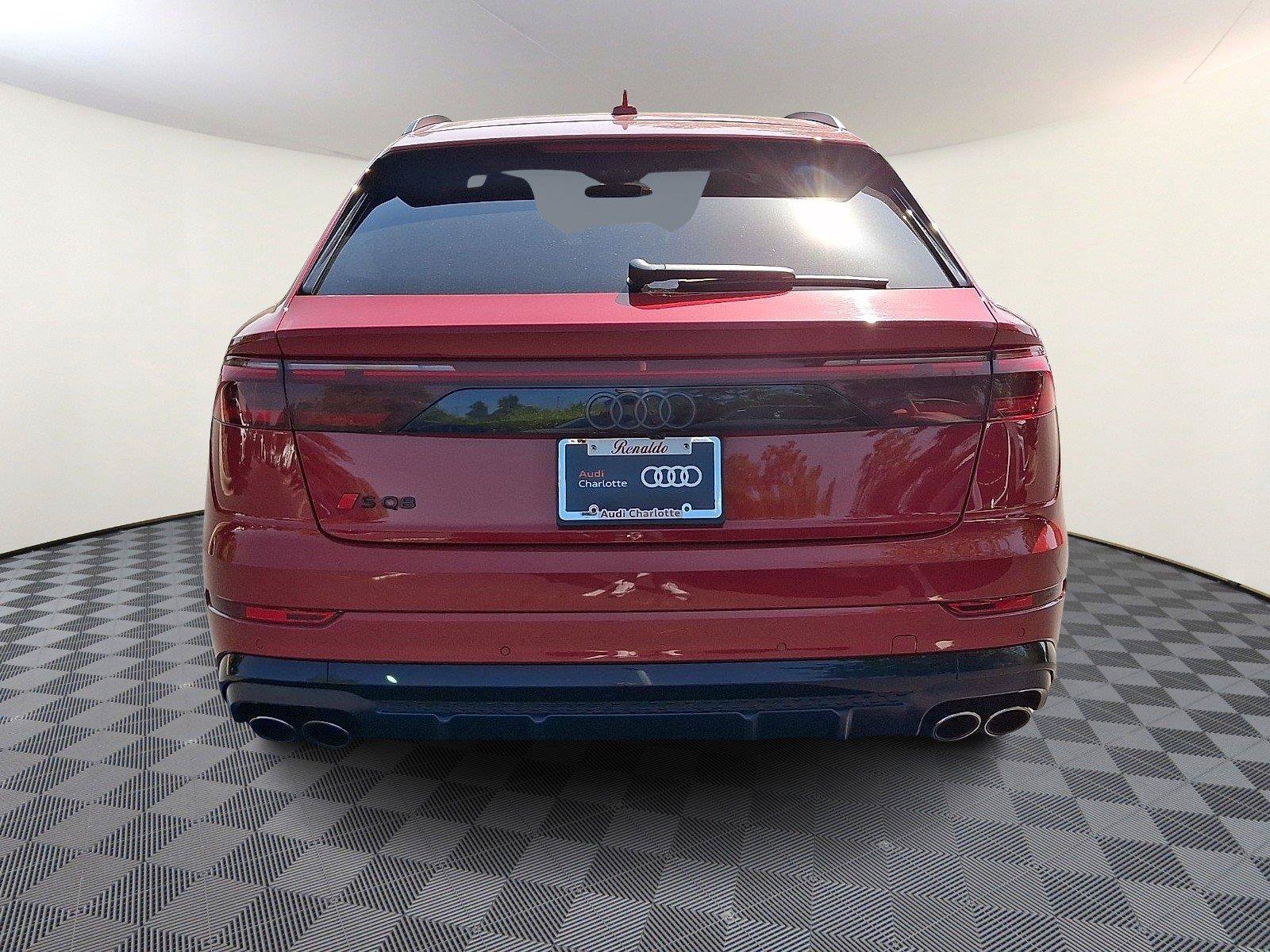 Used 2024 Audi SQ8 Premium Plus AWD/4WD image 4