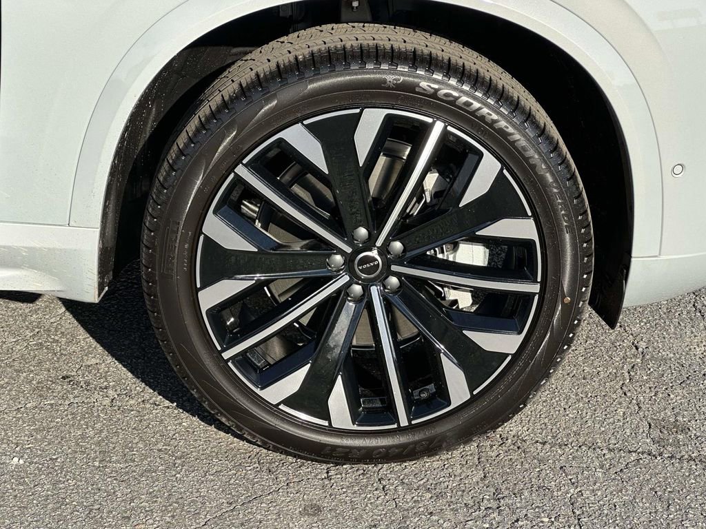 New 2026 Volvo XC90 B6 Ultra w/ Lounge Package image 24