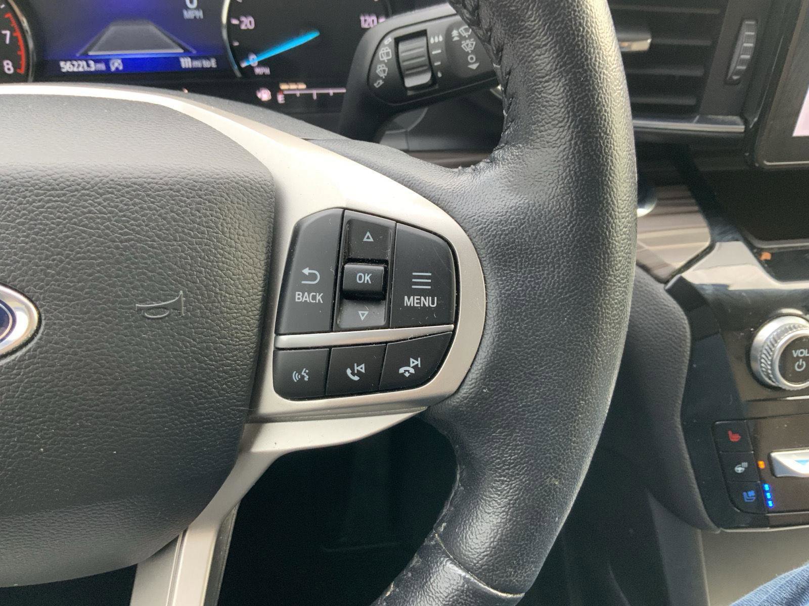 Used 2022 Ford Explorer Limited AWD/4WD image 33