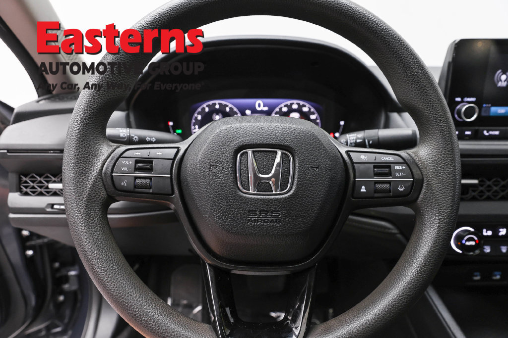 Used 2023 Honda Accord EX image 12