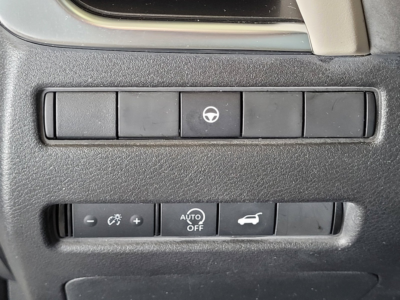 Certified 2023 Nissan Rogue SV w/ SV Premium B Package FWD image 8