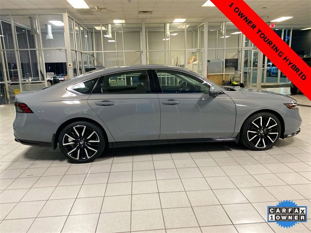 Used 2024 Honda Accord Touring image 9