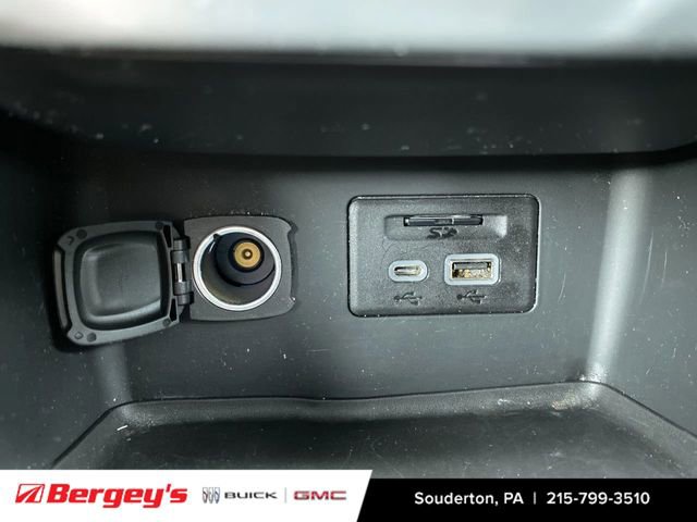 Used 2020 GMC Acadia SLT w/ Driver Alert Package II image 40