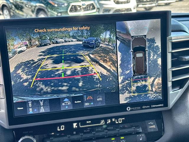 Used 2023 Toyota Sequoia Platinum image 26