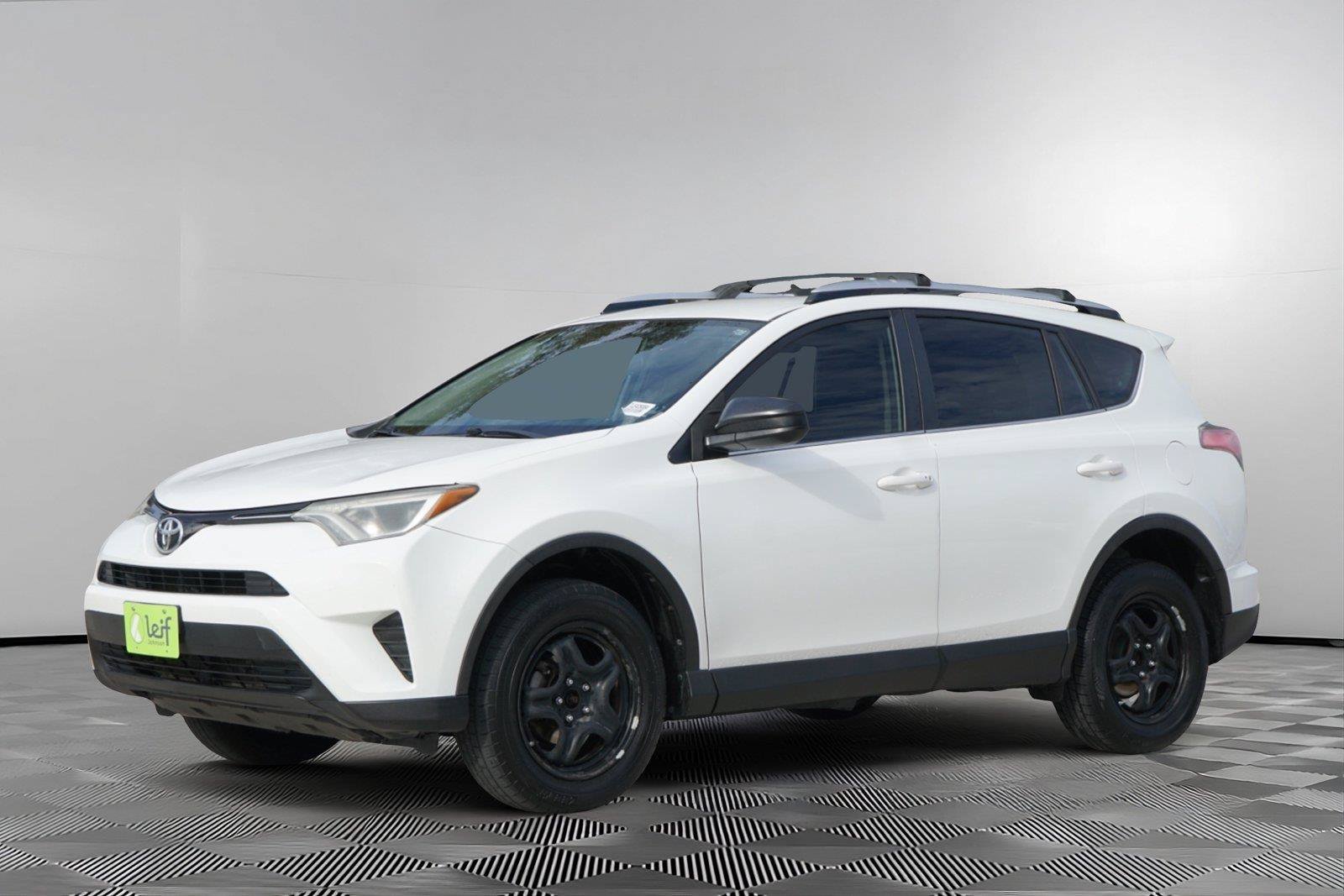 Used 2016 Toyota RAV4 LE FWD image 6