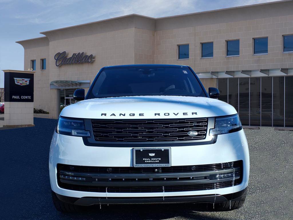 Used 2023 Land Rover Range Rover SE image 2