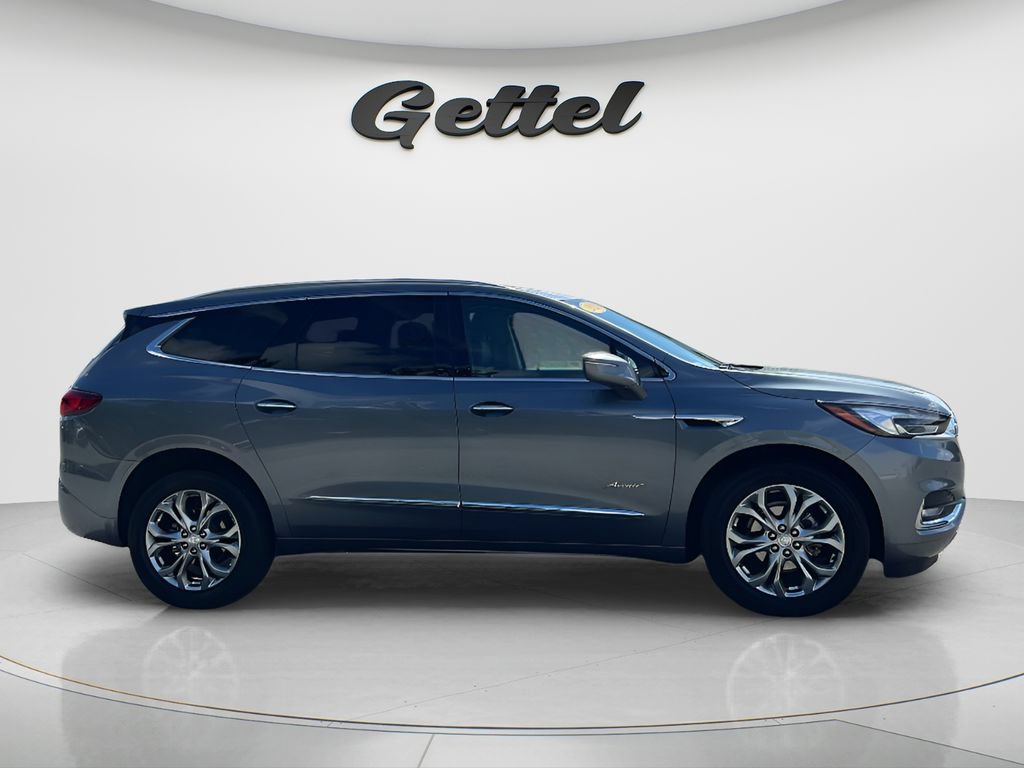 Used 2020 Buick Enclave Avenir w/ Avenir Technology Package AWD/4WD image 4