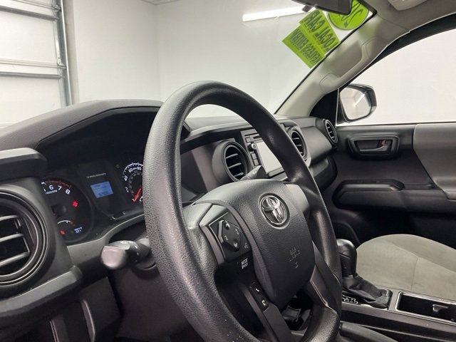Used 2016 Toyota Tacoma SR5 image 13