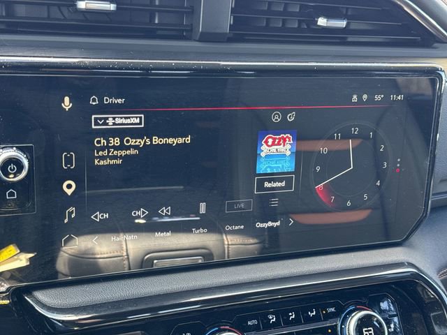 Used 2024 GMC Sierra 2500 AT4 w/ AT4 Preferred Package image 5