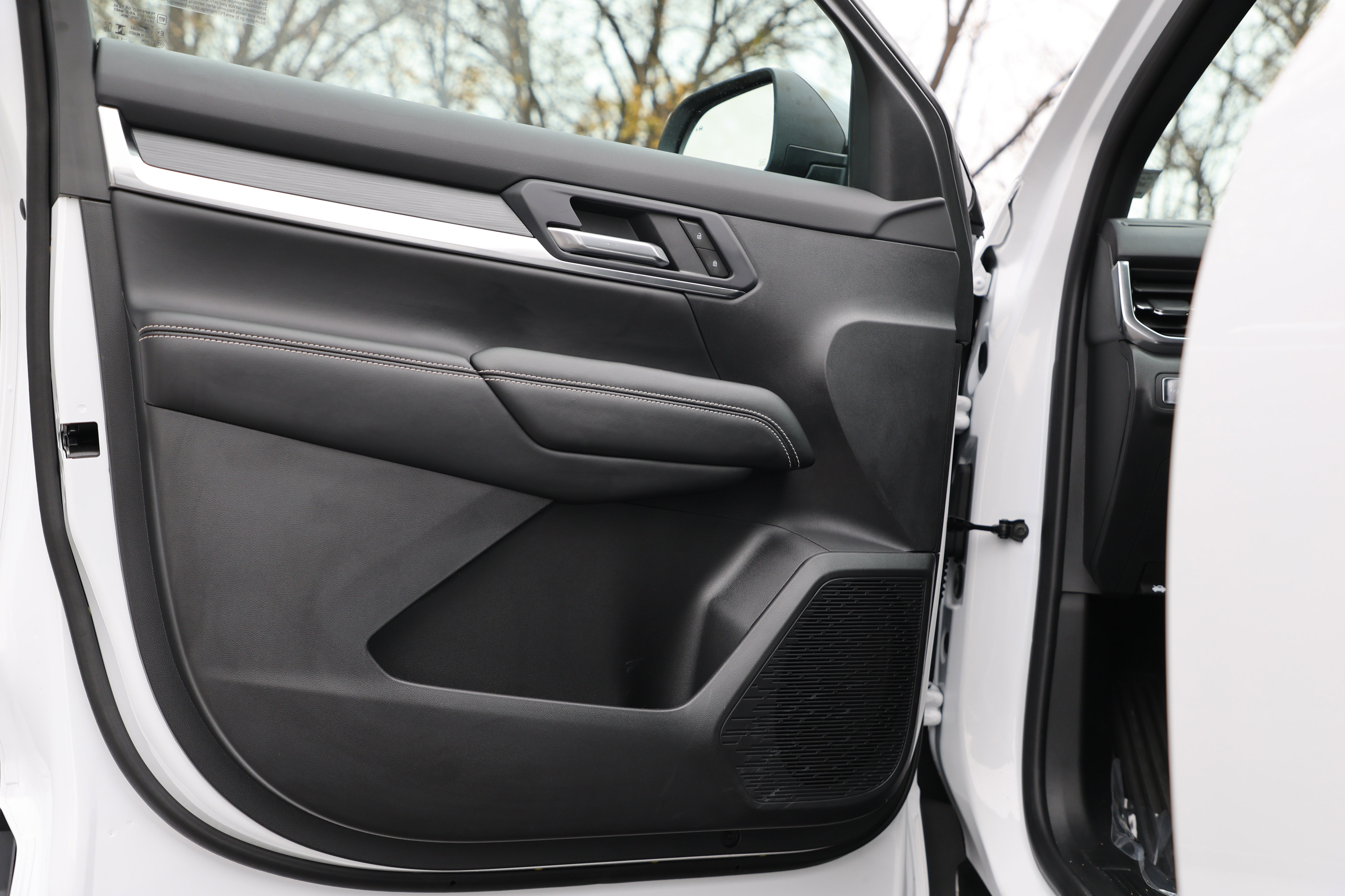 New 2026 GMC Terrain Elevation w/ Technology Package II image 13