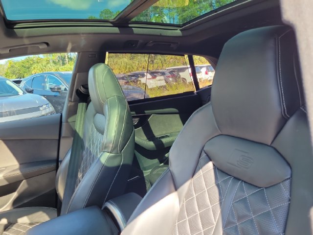 Used 2023 Audi SQ8 Prestige w/ Prestige Package AWD/4WD image 19