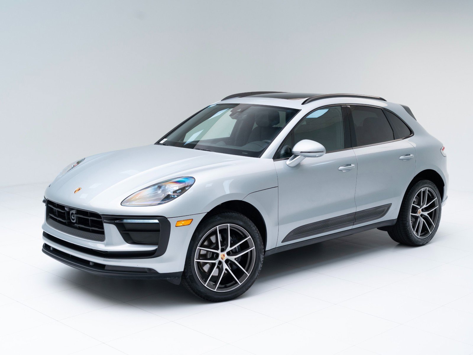Certified 2025 Porsche Macan