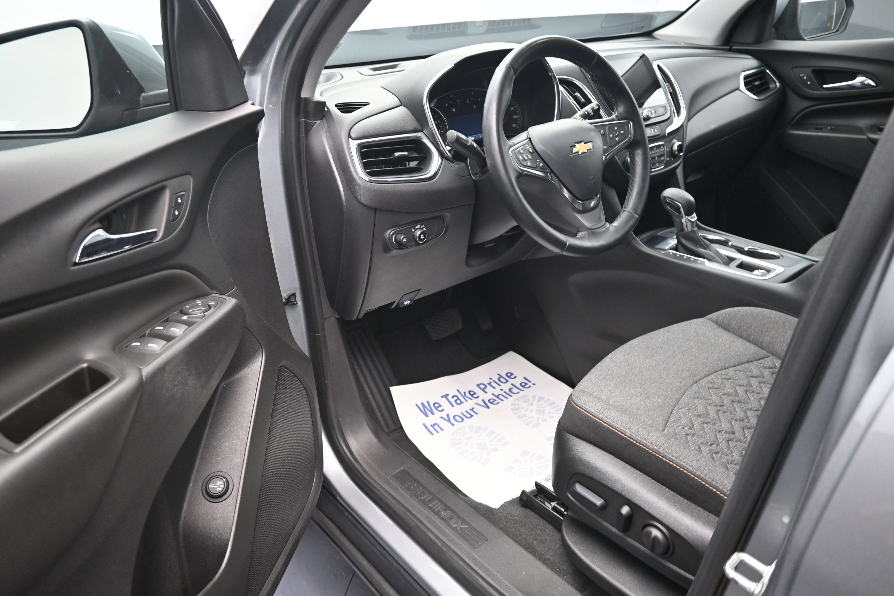 Used 2024 Chevrolet Equinox LT FWD image 9