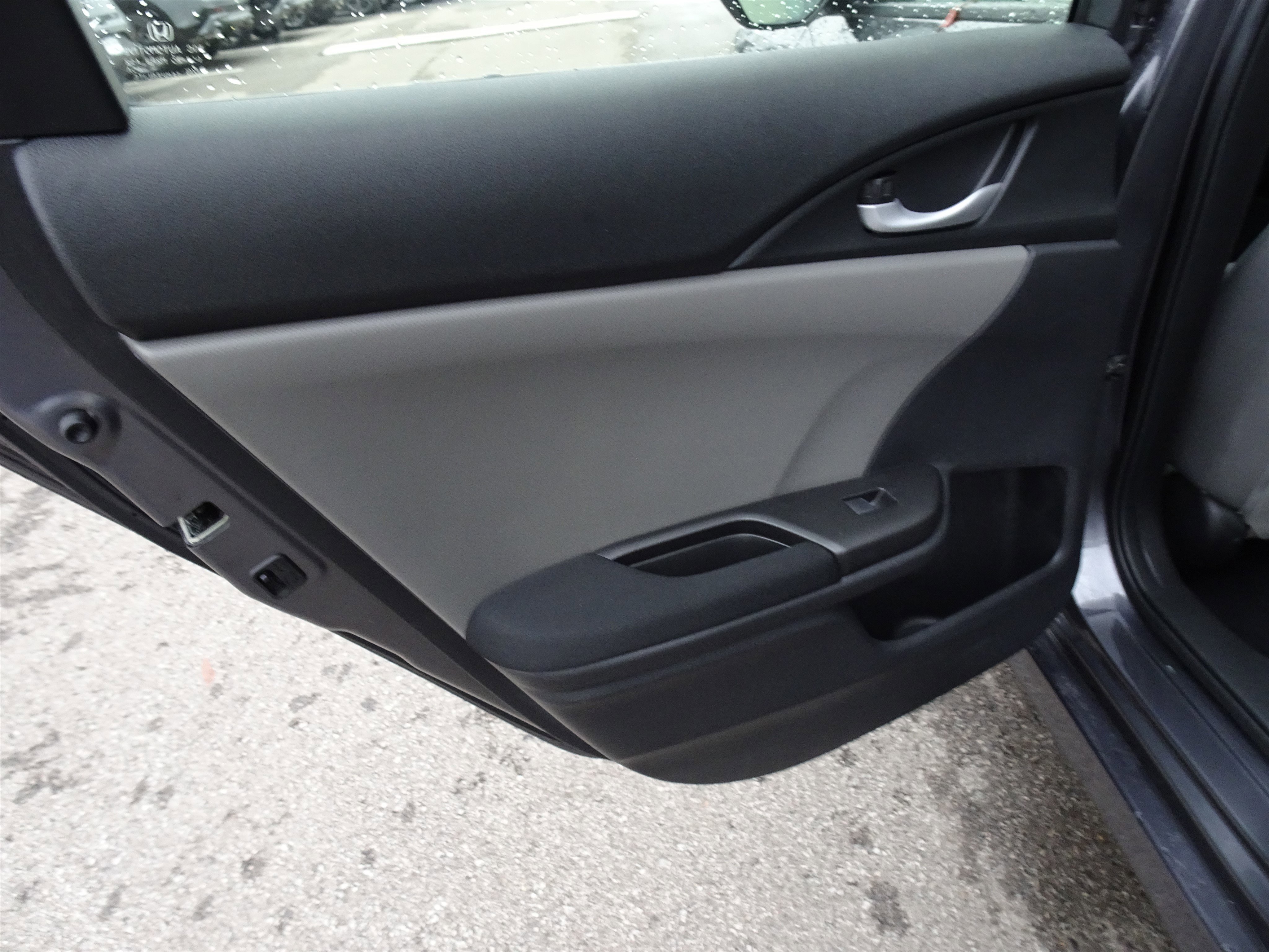 Used 2018 Honda Civic EX-T image 16