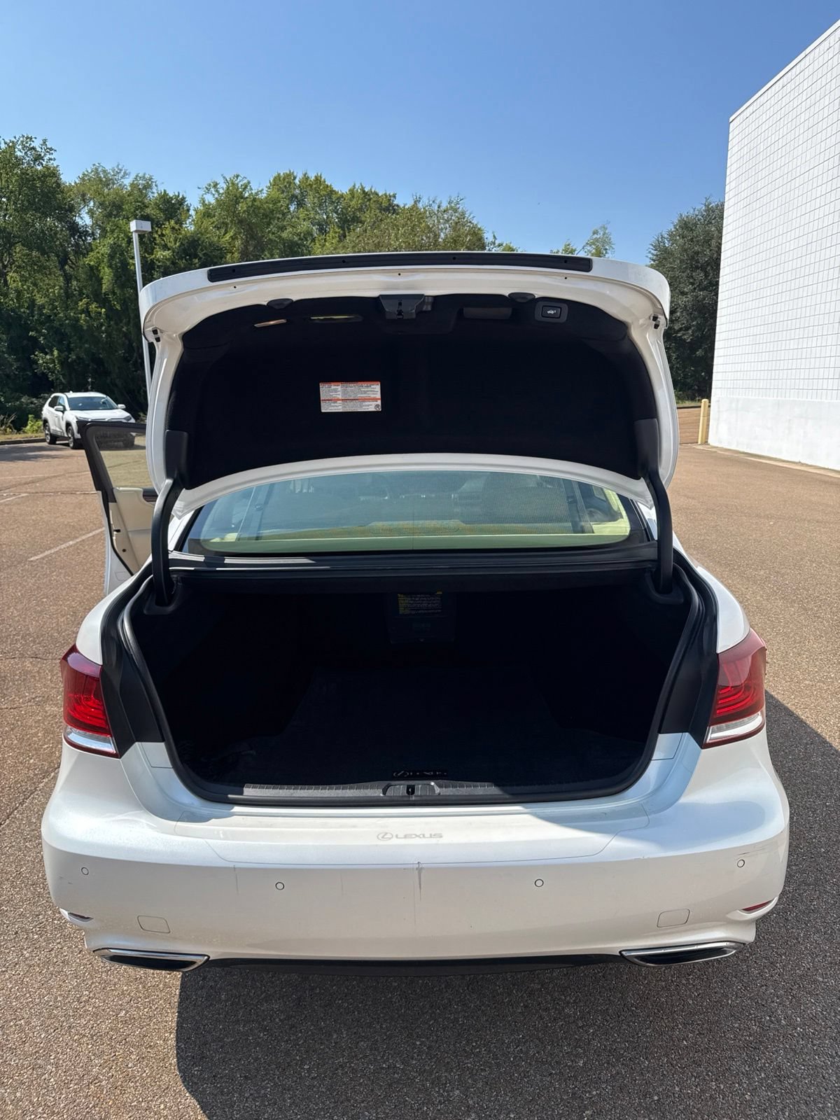 Used 2016 Lexus LS 460 L RWD image 11