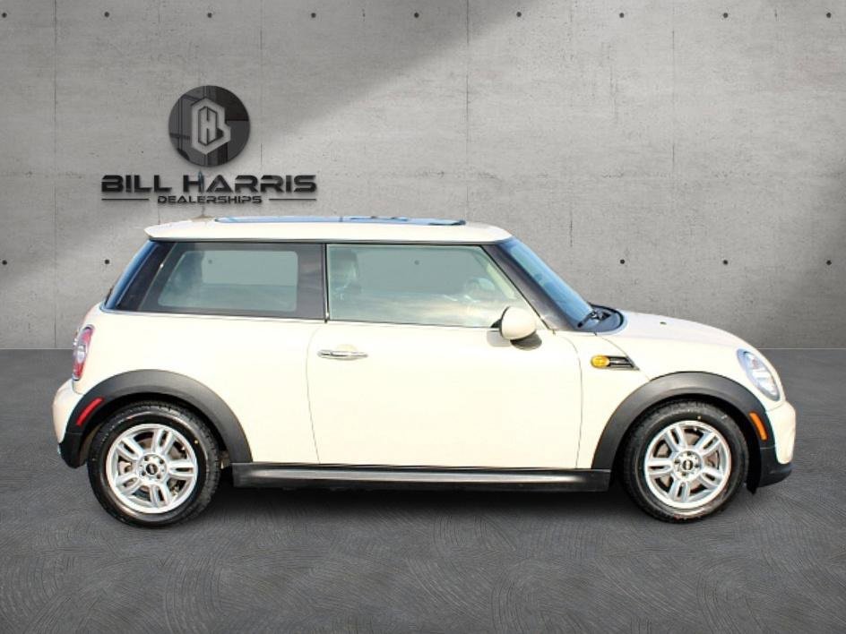 Used 2012 MINI Cooper Hardtop image 8