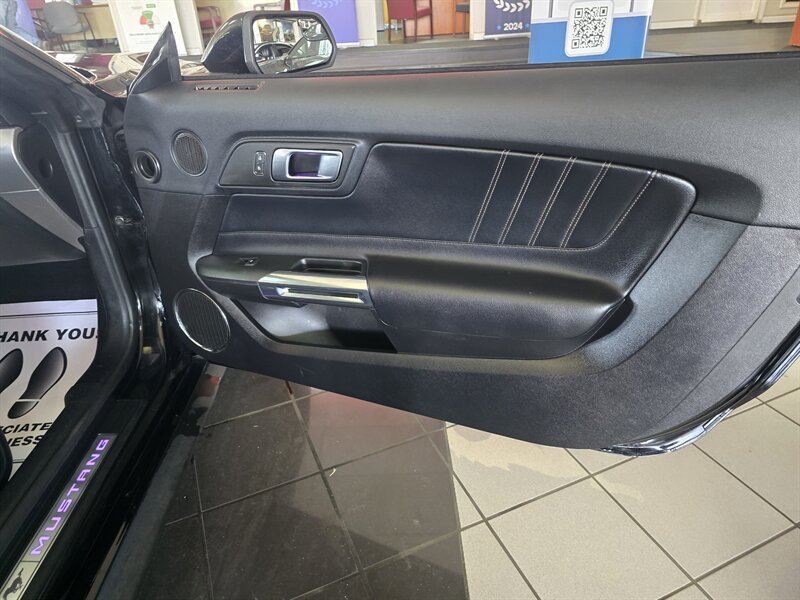 Used 2019 Ford Mustang Premium RWD image 12