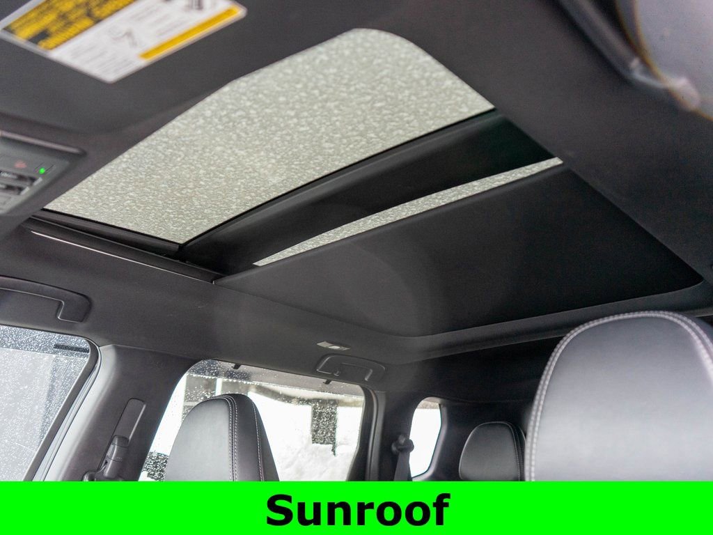 Used 2024 Mitsubishi Outlander 4WD Plug-In Hybrid image 12