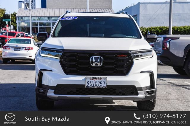 Used 2025 Honda Pilot TrailSport image 2