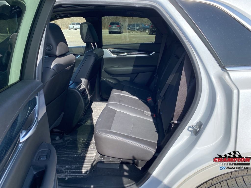 Used 2024 Cadillac XT5 Premium Luxury w/ LPO, Floor Liner Package image 17