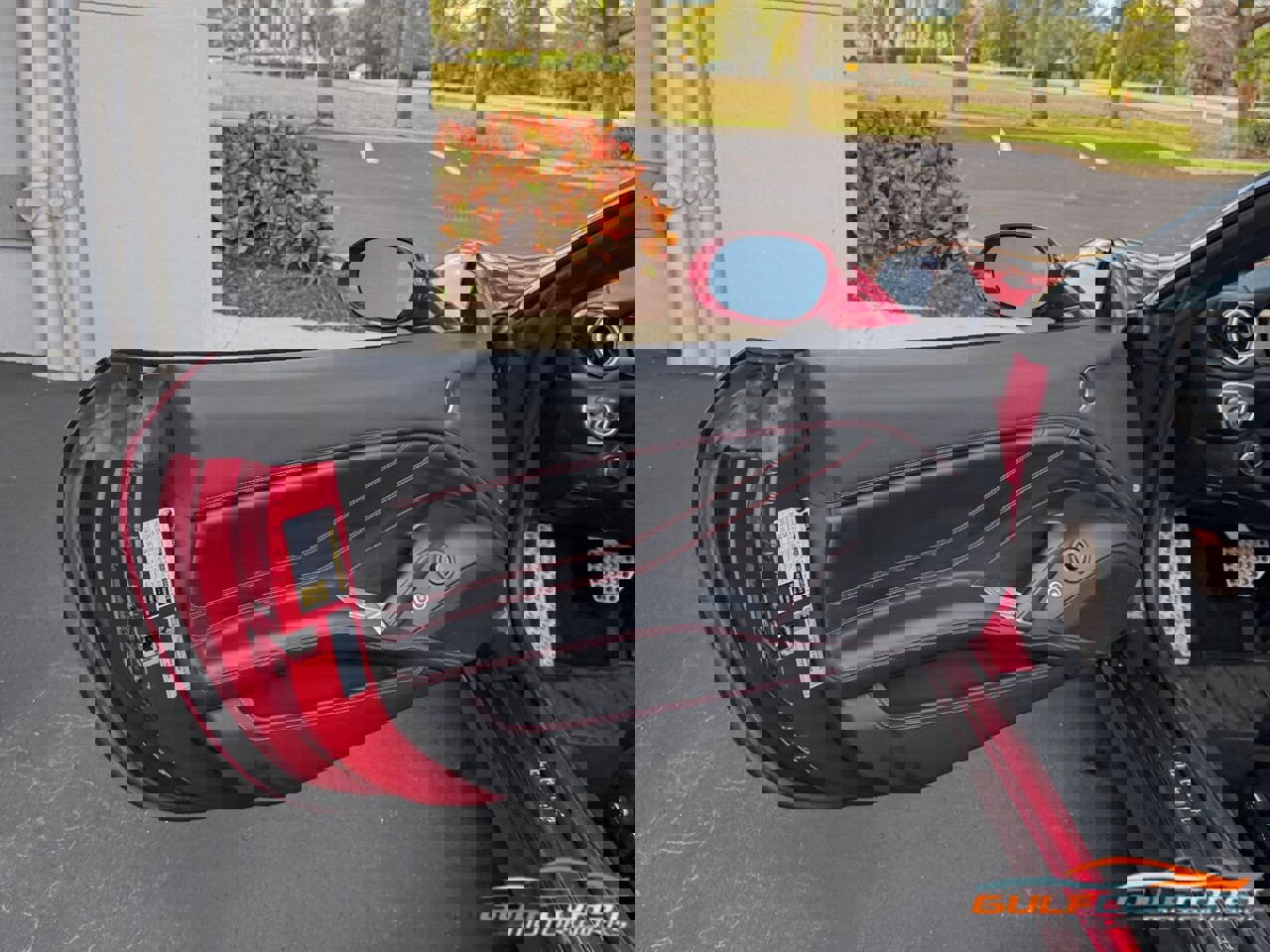 Used 2016 Ferrari California T image 25